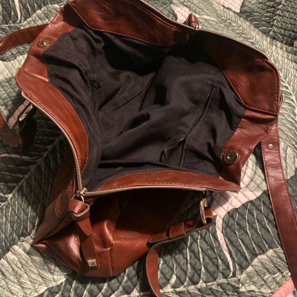 Purse - Picture 2 of 3